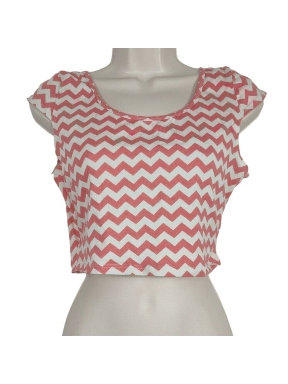 Charlotte Russe Cropped Top Women Size L White Pink Chevron Cap Sleeve NEW